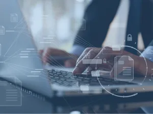 Gestor analisando quanto custa um sistema ERP para melhorar a gestão empresarial